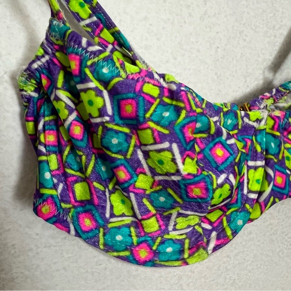 BareMinimale Swimwear Candy Hearts Underwire Bikini Swim Top Multicolor Neon XS - Picture 4 of 8